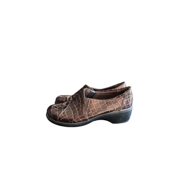 Clarks Croc Embossed Loafers 9 Brown Career - Picture 3 of 4